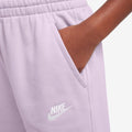 NIKE G NSW CLUB FT 5IN SHORT LBR DOLL/DOLL/WHITE Bild 4