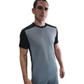 NIKE M NK DF ACD25 SS TOP BR COOL GREY/BLACK/BRIGHT CRIMSON Bild 3