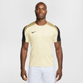 NIKE M NK DF STRK TOP SS PALE IVORY/BLACK/JERSEY GOLD/B Bild 1