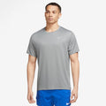 NIKE M NK DF UV MILER SS PARTICLE GREY/GREY FOG/REF Bild 1