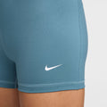 NIKE W NP SCULPT DF HR 3IN SHORT SMOKEY BLUE/WHITE Bild 4